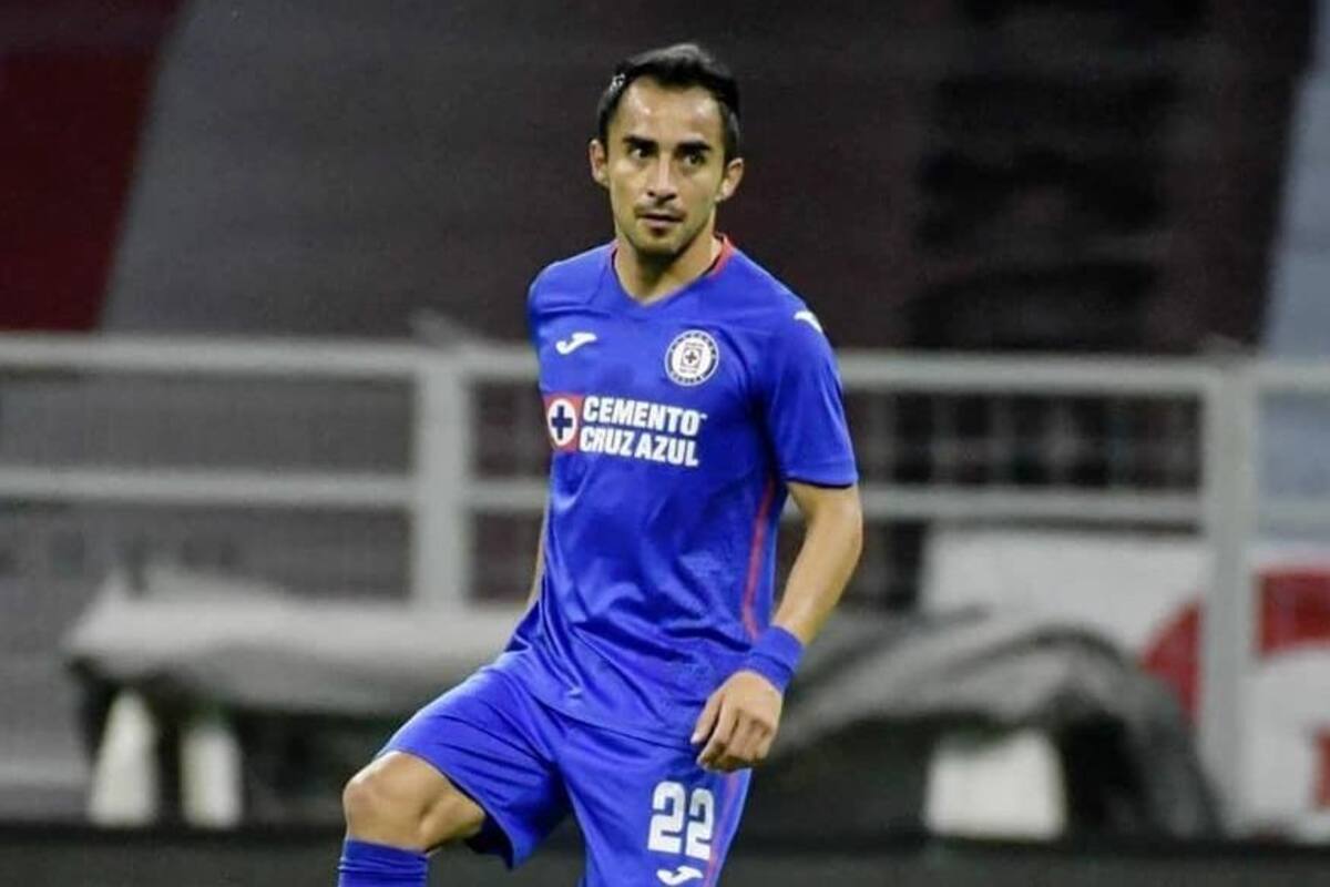 Rafael Baca vuelve a contagiarse de Covid-19, se reportó horas antes del duelo ante Chivas