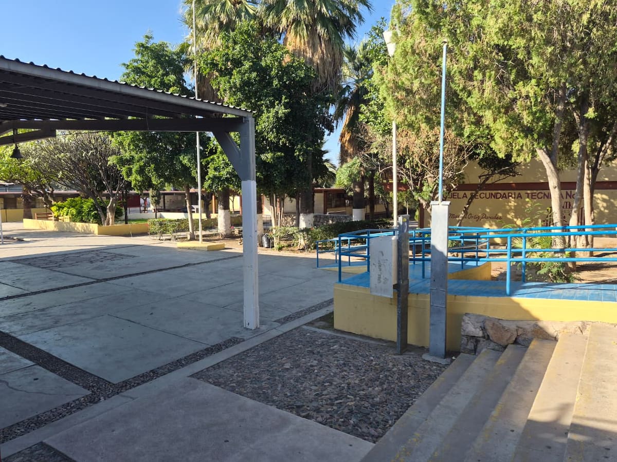 Hasta 61 estudiantes se dan de baja en la Secundaria Técnica 6 luego de suspensión prolongada por cortocircuito y trabajos inconclusos en el sistema eléctrico.