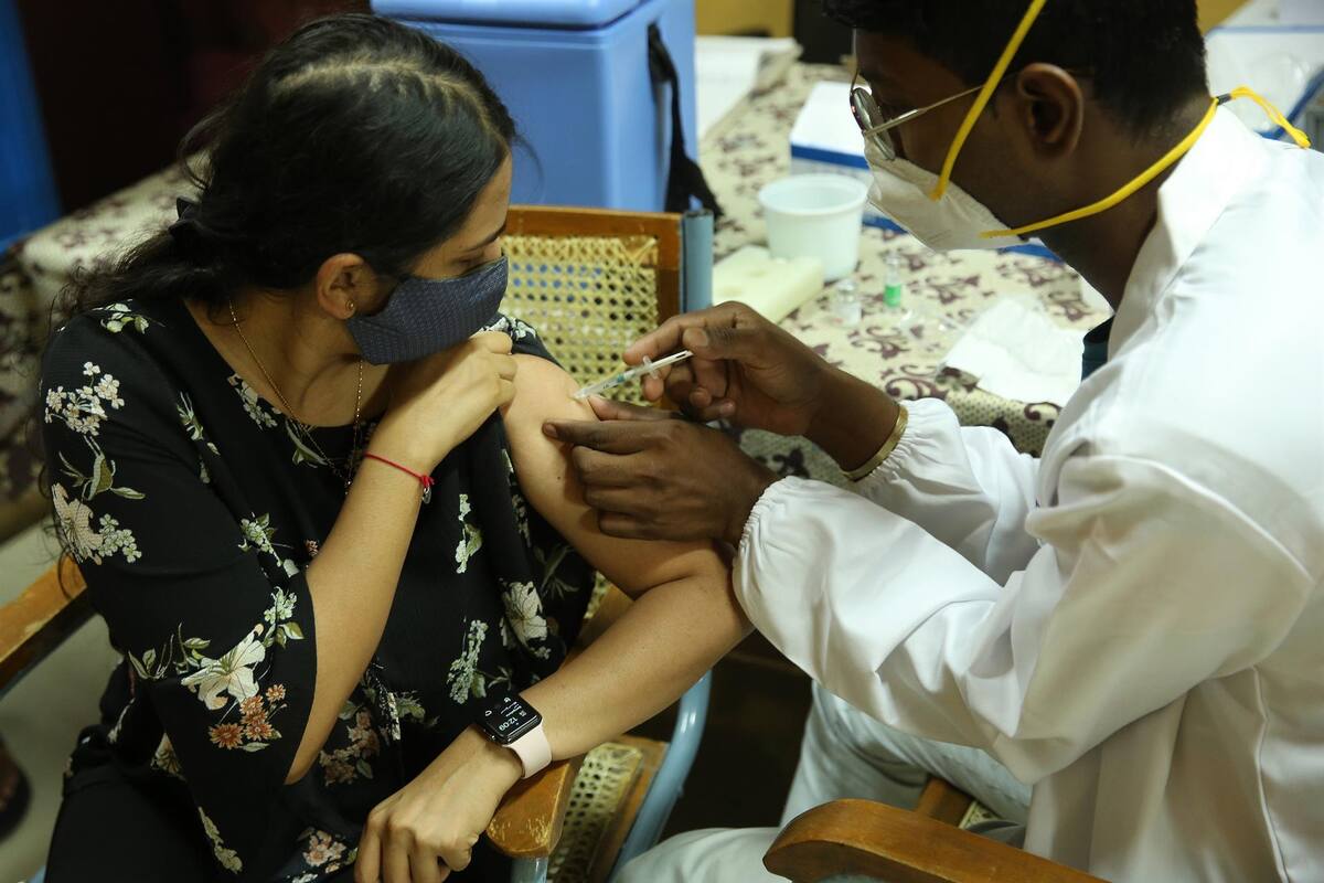India administra 10 millones de dosis antiCovid en un solo día
