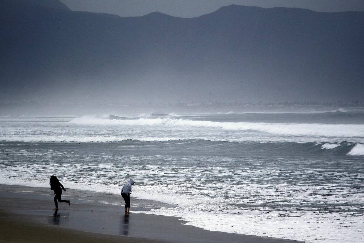 Aumenta fuerza de tormenta Kevin en Colima y Jalisco, podría ser huracán en unos días