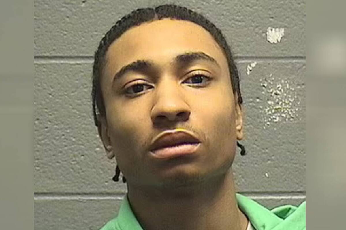 EU: Madre reconoce a su hijo en video de asalto a tren de Chicago y lo entrega a la policía