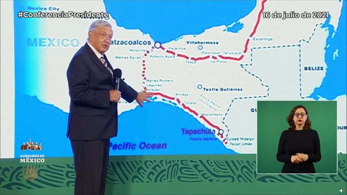 El Tren Interoceánico transporta productos como coque, cemento, maíz, vehículos, ácido y arcilla a través del Istmo de Tehuantepec.