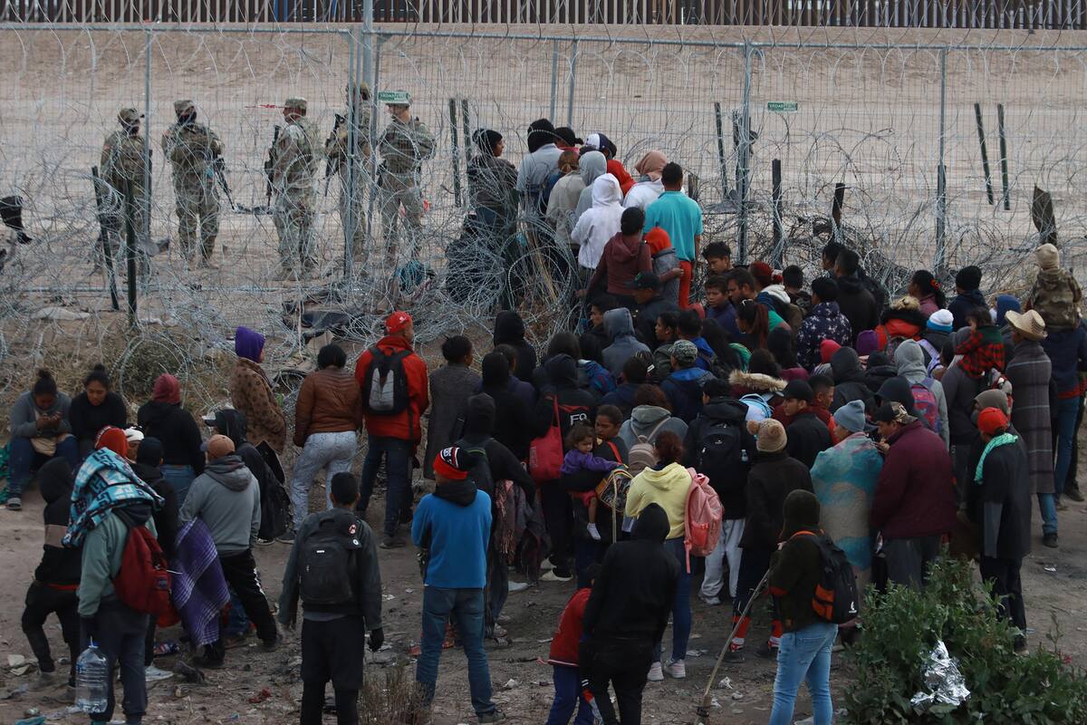 Desbordamiento de migrantes en la frontera de El Paso