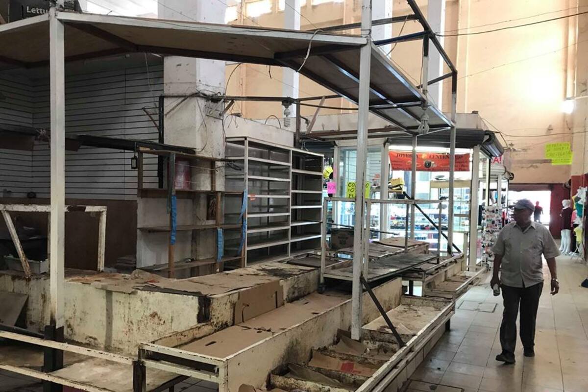 Les "pega" la crisis a las fruterías del Mercado de Navojoa