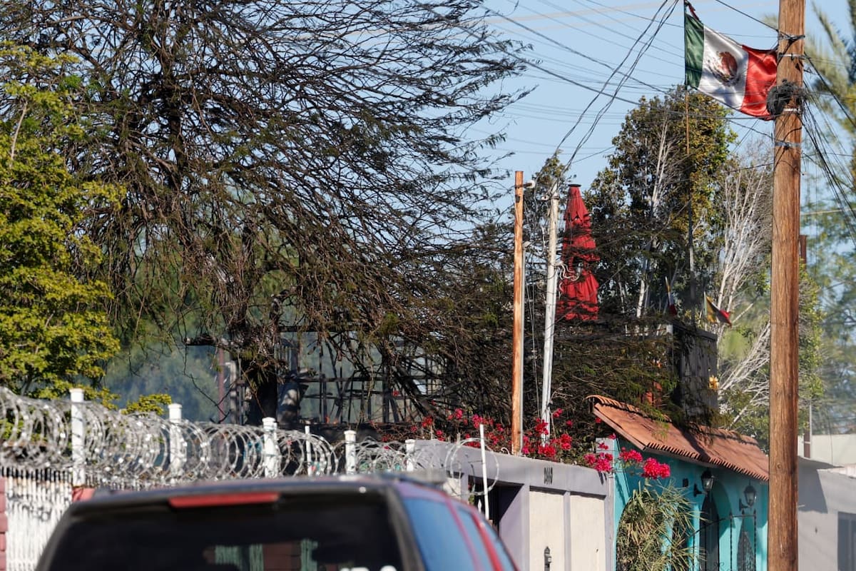 Incendio en vivienda de la colonia San Luis deja una persona con intoxicación por humo