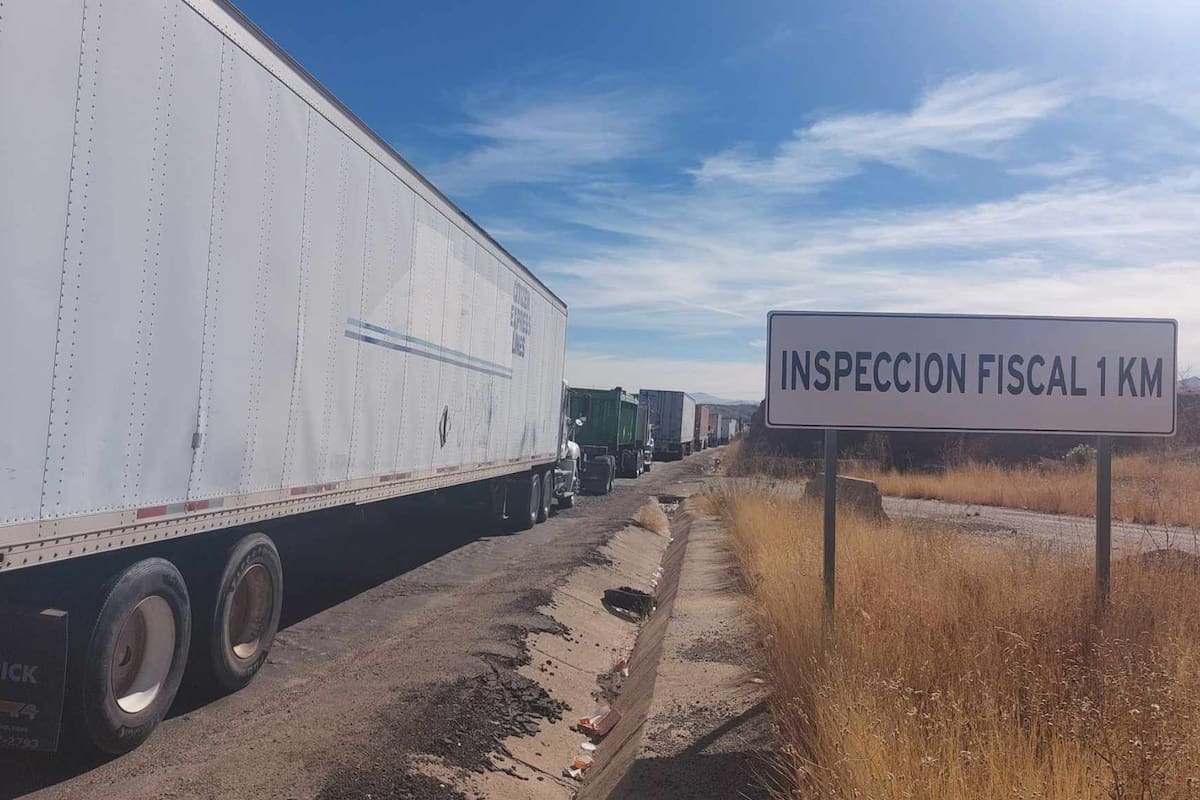 Se cae el sistema de Aduanas y carretera Hermosillo-Nogales se congestiona