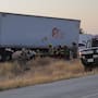 Presunta persecución policial termina en fatal choque entre auto y tráiler en carretera Hermosillo-Guaymas
