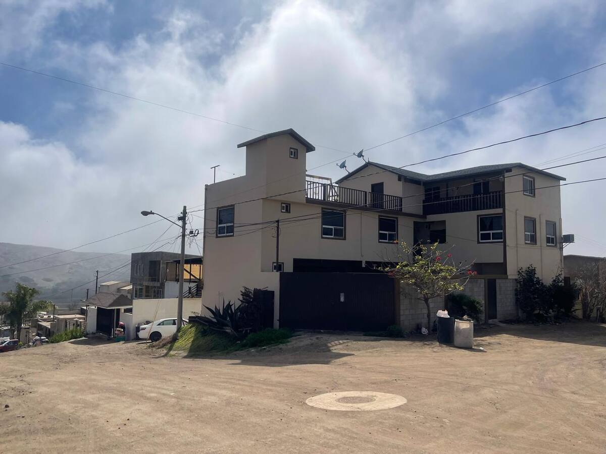 La casa afectada se ubica sobre la calle Isla Ángel de la Guarda en la colonia Lomas del Coronado.