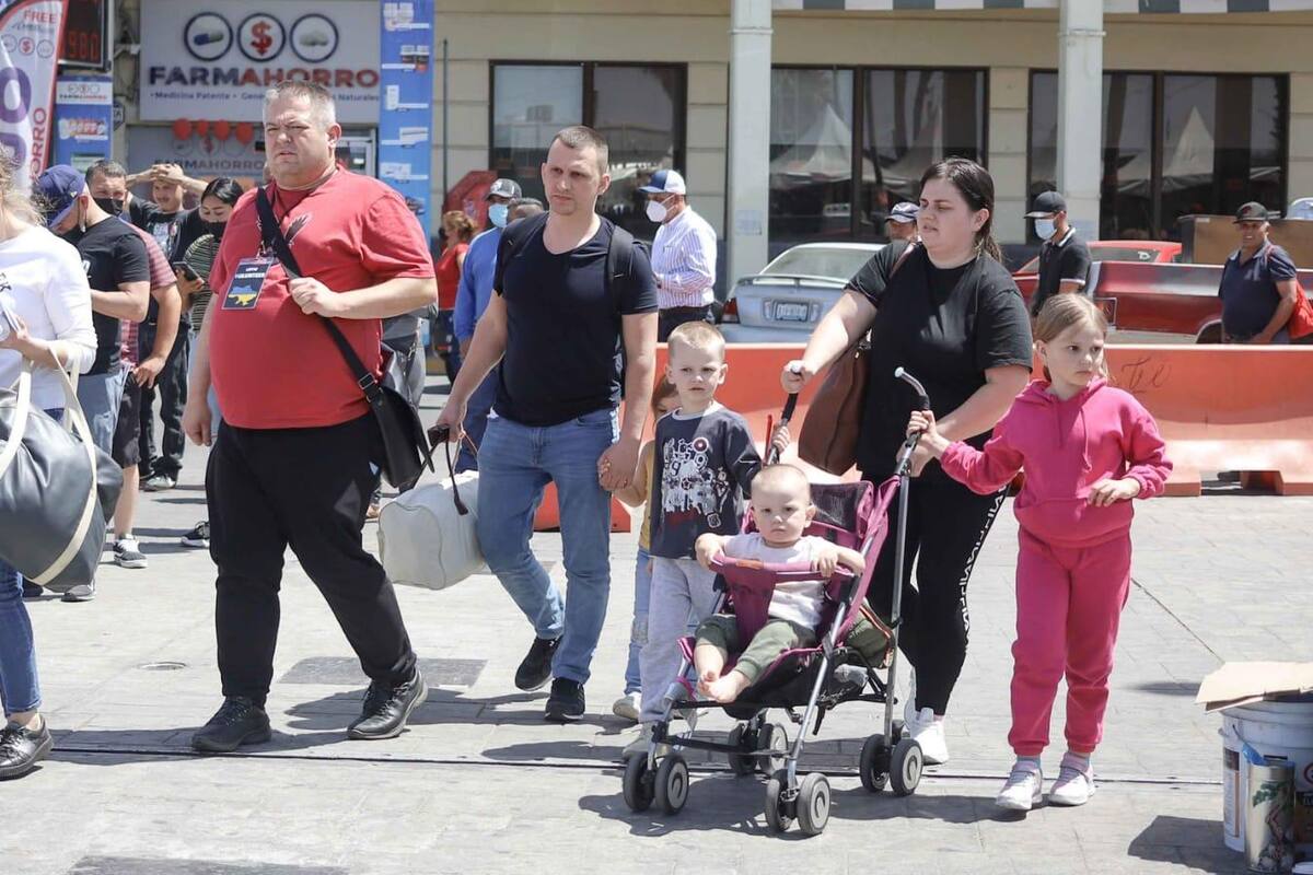 Pastor ayuda de manera voluntaria a ucranianos