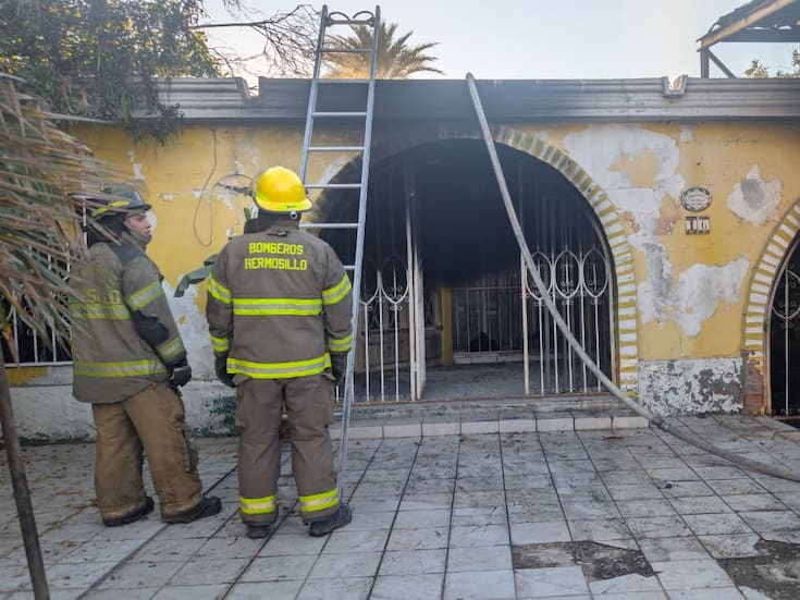 Se incendia casa abandonada en Palo Verde