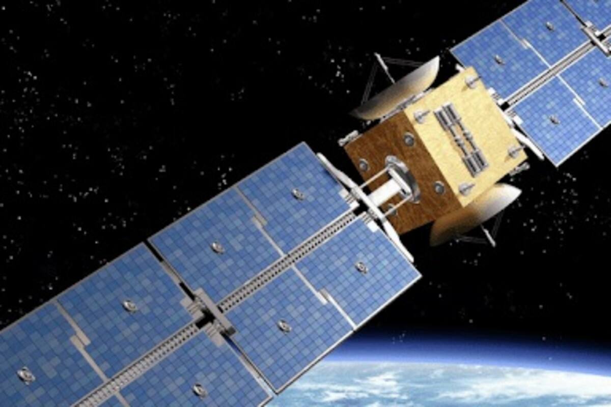 Muestran en video la instalación de paneles solares en el espacio