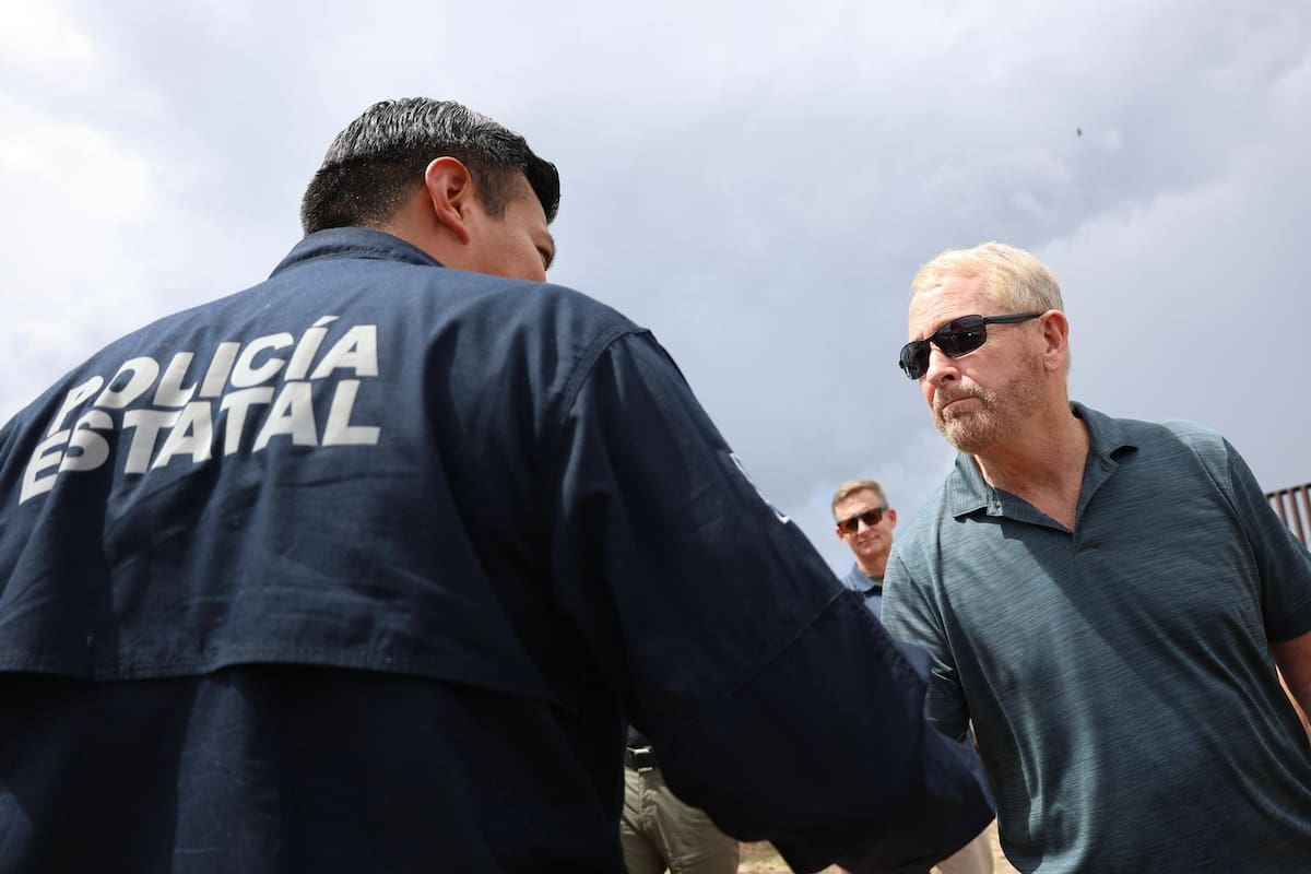 Ronald Johnson reconoce la unidad Fronteriza de Sonora: el nuevo operativo de seguridad con reconocimiento de EEUU que combate narcotráfico en la frontera norte