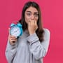 La psicología explica que las personas que siempre llegan tarde al trabajo calculan mal el tiempo por un sesgo mental y no por falta de interés