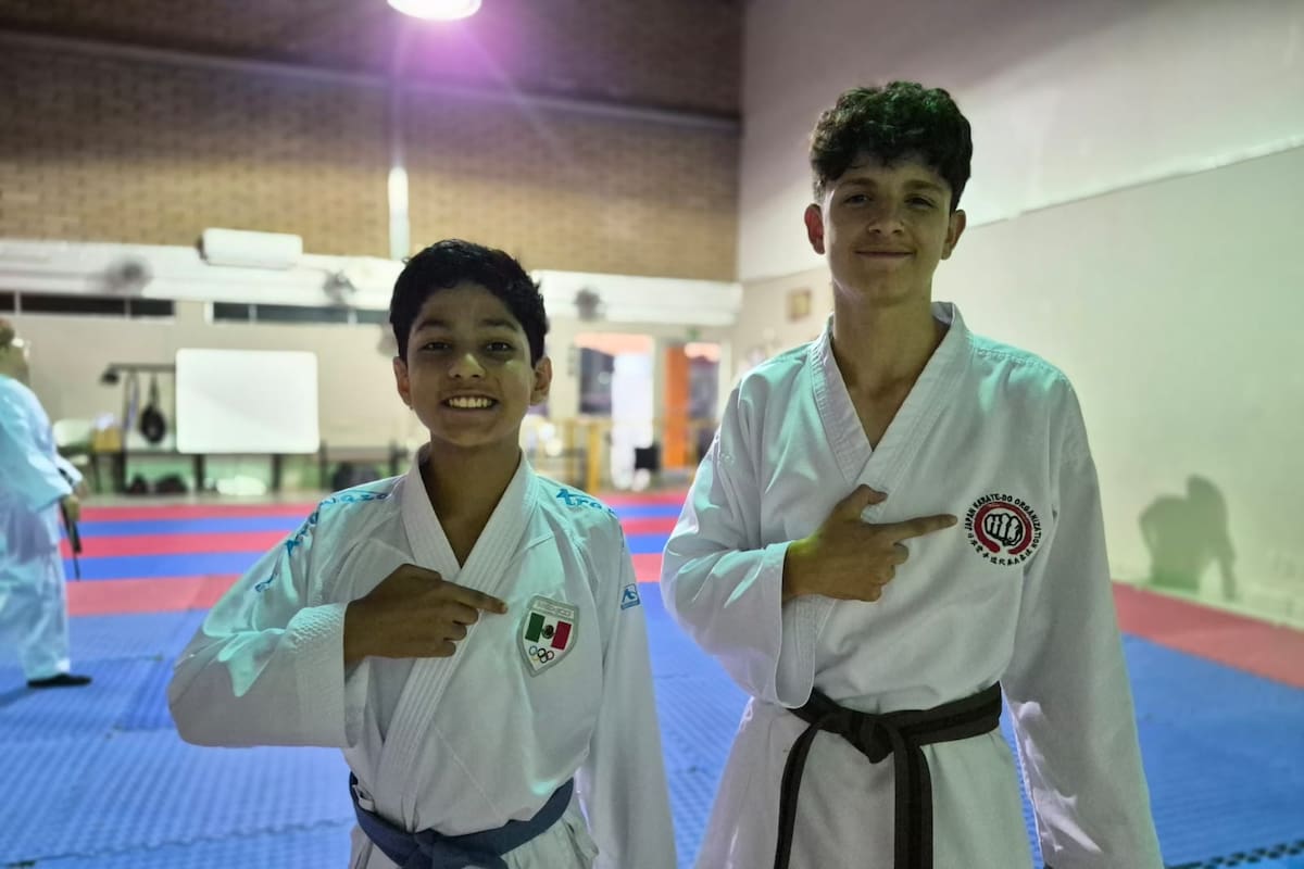 Dos cachanillas van por México en el Karate One