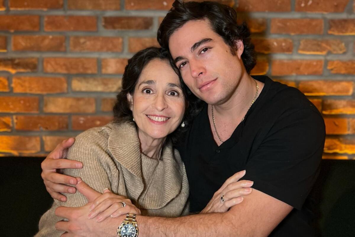 Danilo Carrera anuncia que su madre venció al cáncer