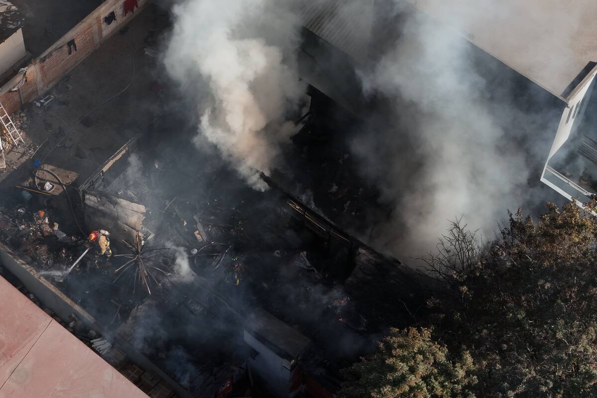 Incendio arrasa con casa habitación en el Fraccionamiento Los Angeles: Familia pide apoyo tras perderlo todo