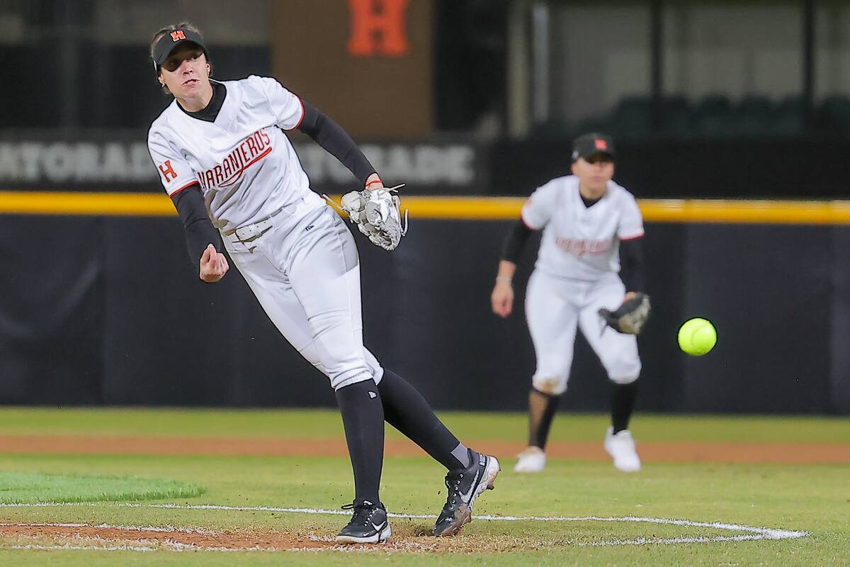 Visita Naranjeros Femenil al Águila de Veracruz en LMS