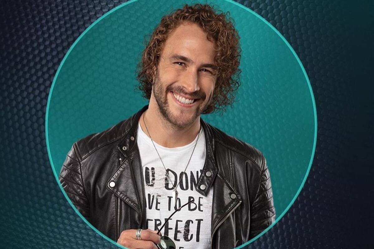 Aseguran que Roberto Romano es gay y se prostituía; revelan nombres de los famosos con los que anduvo