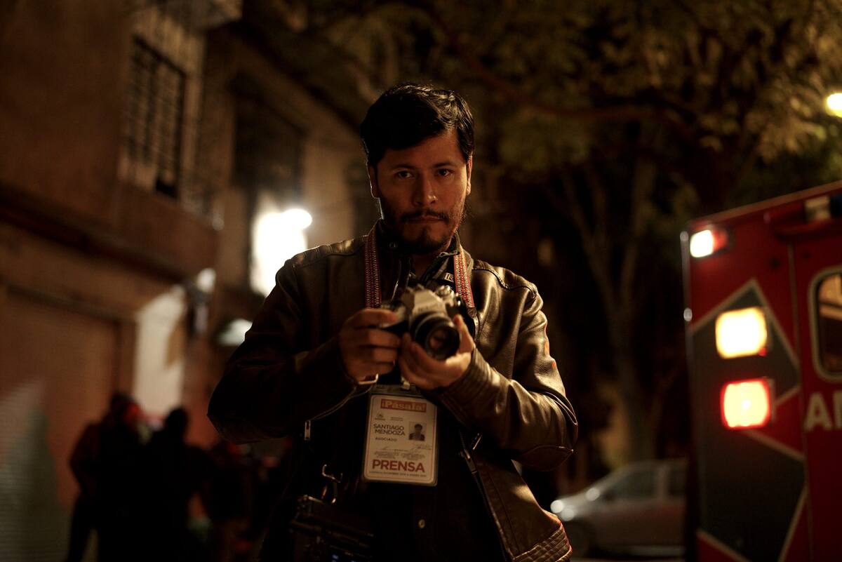 Desaparecer por completo (2023) Dir. Luis Javier Henaine