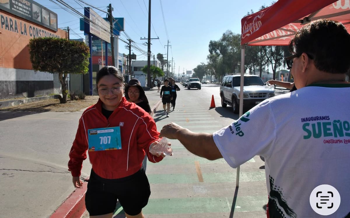 La edición 19 de la CONALEP 5K concluyó con la participación de integrantes de la comunidad educativa y sus familias en una jornada dedicada al deporte y la convivencia. Foto: Cortesía