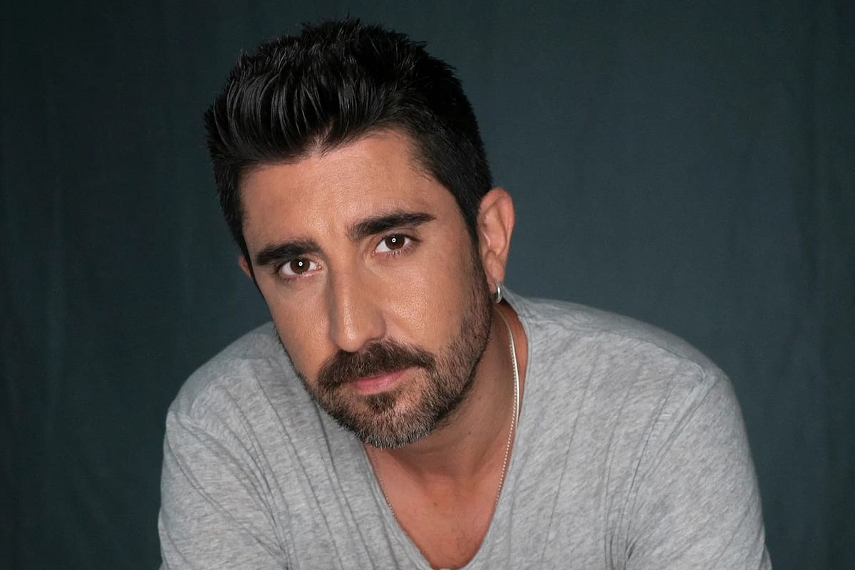 Estos son los precios en México para ver a Alex Ubago