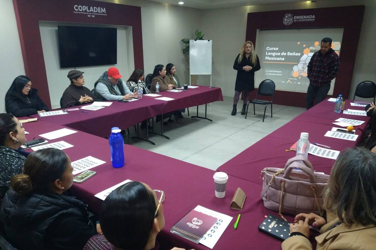 Inicia en Ensenada Taller de Lengua de Señas Mexicana organizado por Bienestar