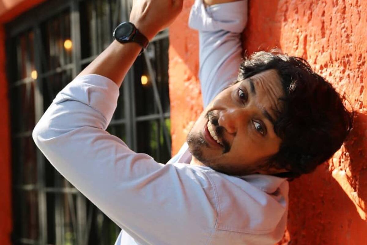 Tenoch Huerta venderá roles de canela para pagar su película