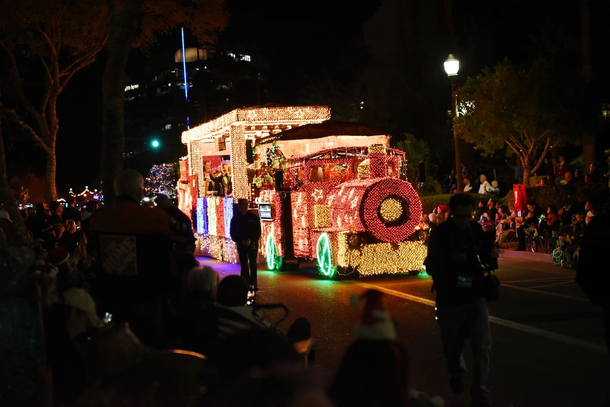Fantasy of Lights Parade en Tempe: el desfile navideño que ilumina Arizona esta temporada