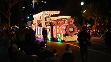 Fantasy of Lights Parade en Tempe: el desfile navideño que ilumina Arizona esta temporada