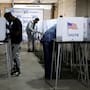Suprema Corte de EU permite temporalmente usar la base de datos de Trump para verificar la ciudadanía de votantes antes de las elecciones de noviembre