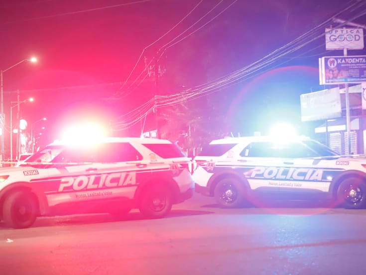 Encuentran a un hombre ejecutado dentro de un auto