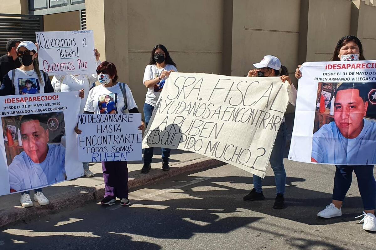 Apoya Fiscalía a madre de Rubén Villegas, joven desaparecido