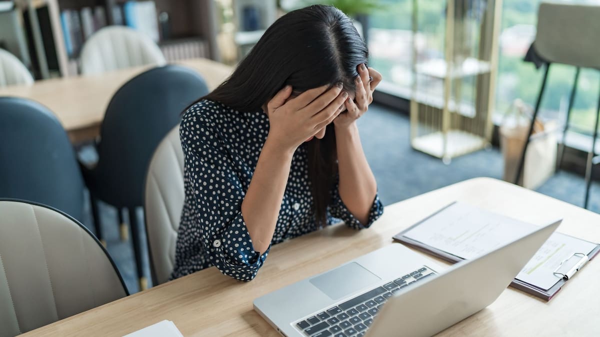 De acuerdo con la STPS, los temas más denunciados son el pago de salarios, salario mínimo, aguinaldo, jornada laboral, y el no pago o pago parcial de utilidades (PTU). Foto: Especial (canva)