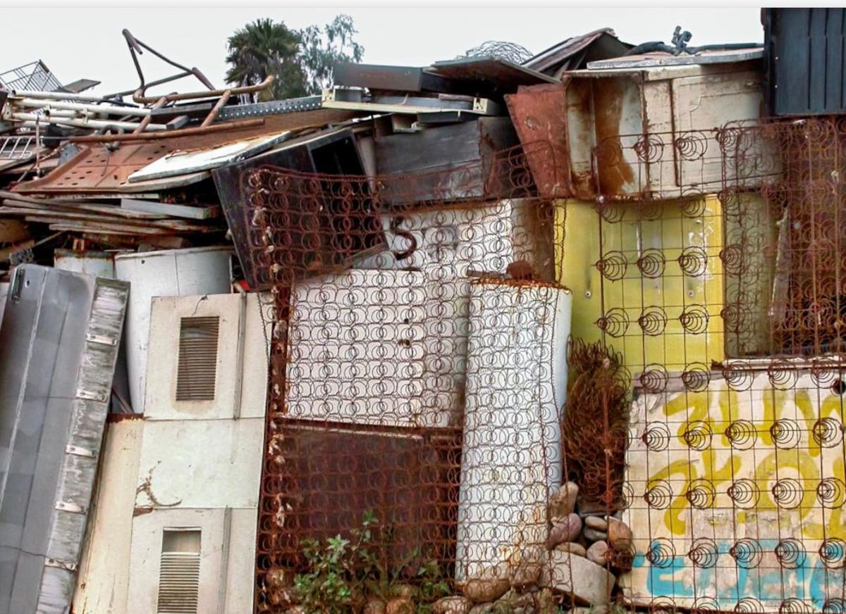 La artista reúne trece proyectos que recorren dos décadas de trayectoria. Foto: Cortesía