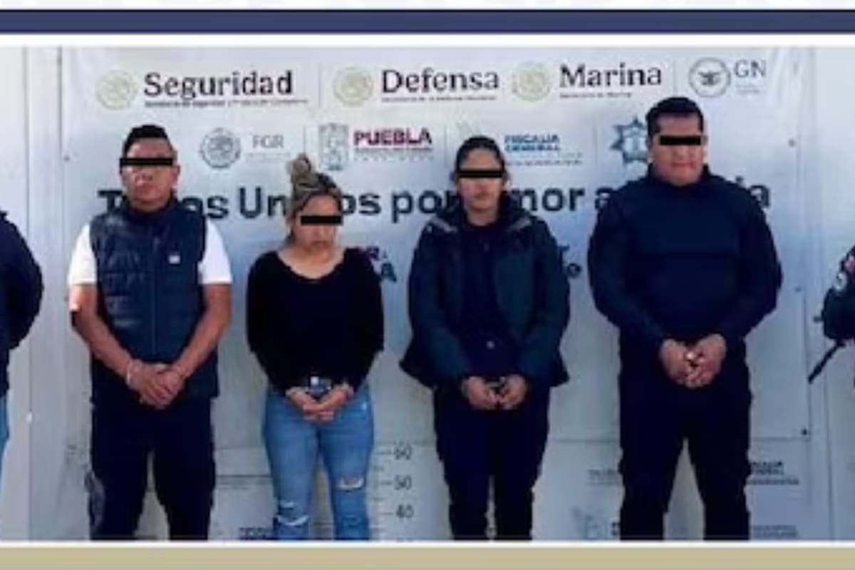 Funcionarios municipales de Puebla detenidos por vínculos con el crimen organizado