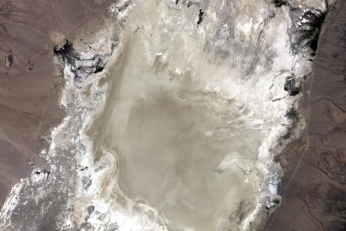 Estados Unidos descubre en Nevada 1.78 millones de toneladas de tungsteno que podrían reducir su dependencia de un metal clave para defensa, un recurso cuya explotación queda limitada por terrenos que NASA necesita para calibrar satélites