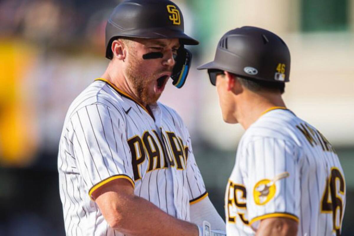 Los Padres vuelven a remontar un juego y empatan la serie ante Filis