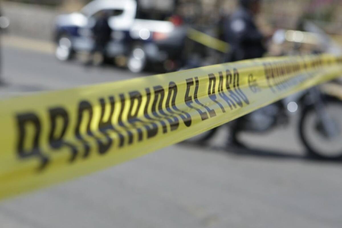 Puebla: Abandonan feto humano en terreno baldío cerca de carretera