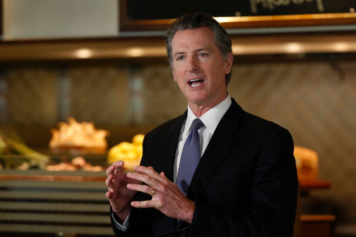 El gobernador de California Gavin Newsom durante una rueda de prensa en Napa, California, el lunes 18 de mayo de 2020. (AP Foto/Rich Pedroncelli, Pool)