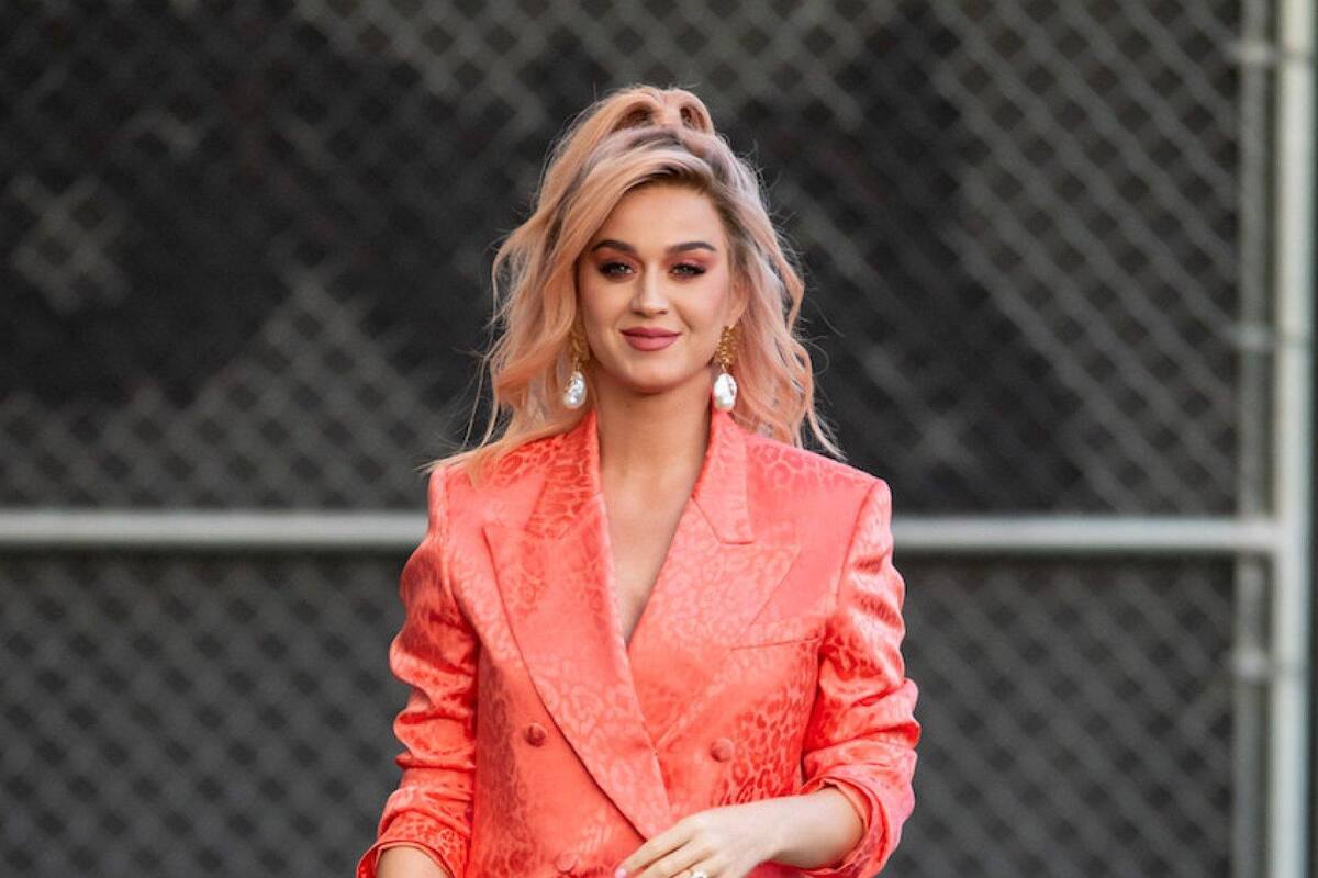 Katy Perry confiesa que se hacía pasar por actriz hace 20 años