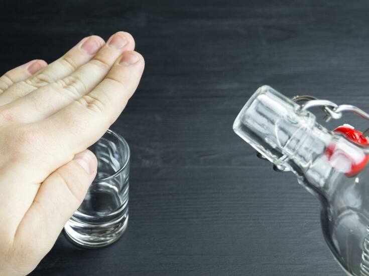 El 40% de la Generación Z deja de beber y provoca una crisis histórica con el desplome de las ventas de alcohol a nivel global