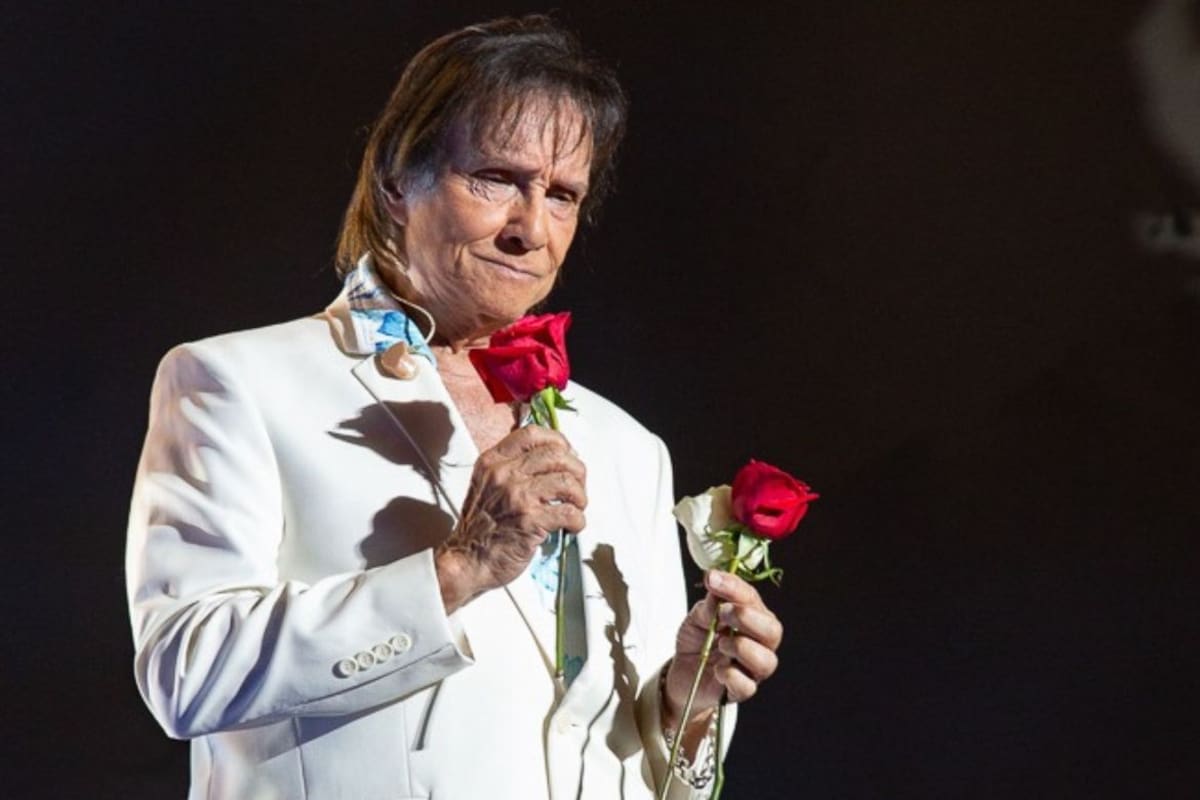¿Qué le pasó a Roberto Carlos? Reportan la hospitalización de emergencia del cantante de 85 años