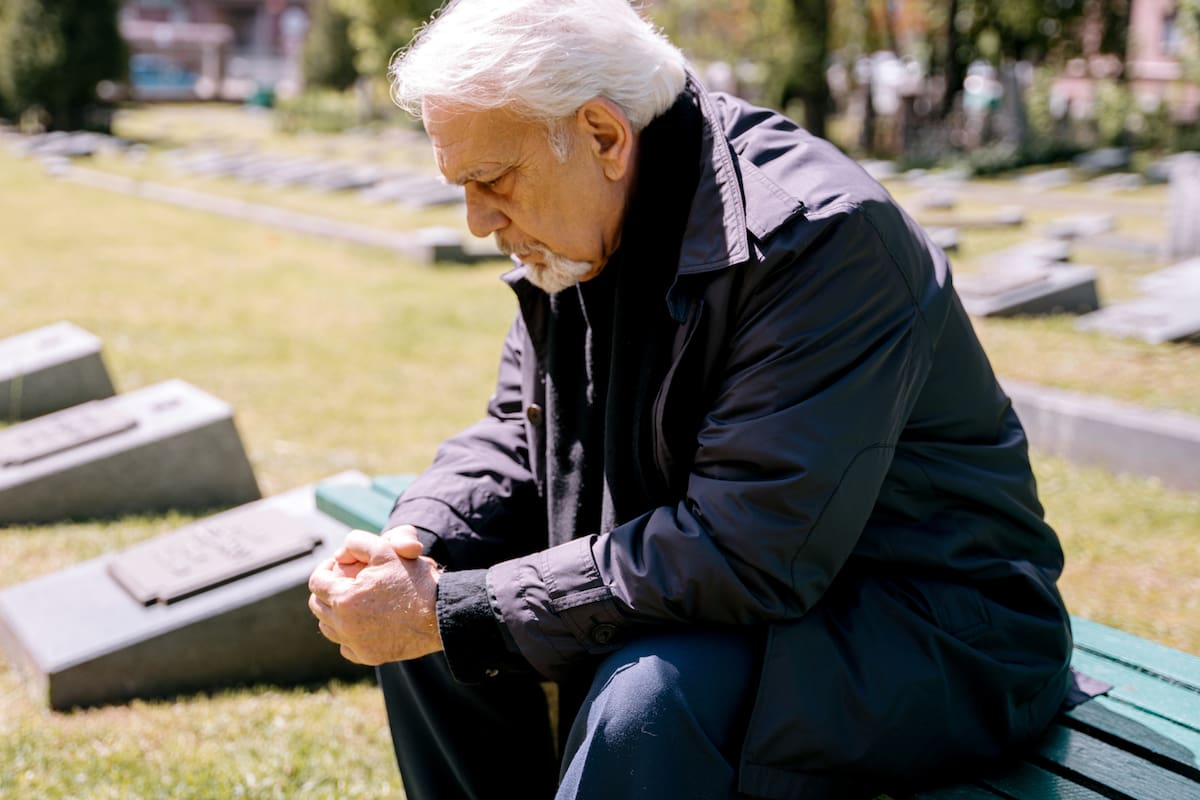 ¿Por qué recordar implica reconstruir el pasado? Así funciona realmente la memoria humana