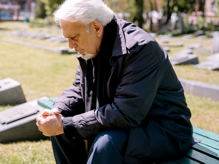 ¿Por qué recordar implica reconstruir el pasado? Así funciona realmente la memoria humana