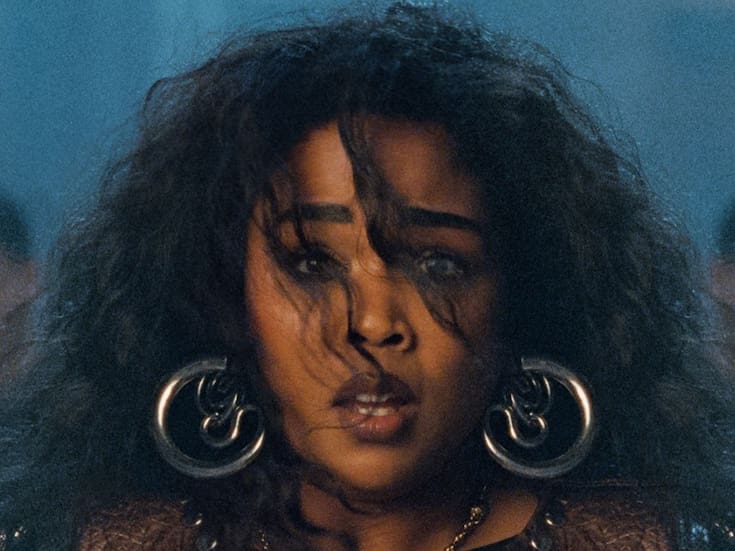 Lizzo Enfrenta Demanda por un Snippet y Referencia a Sydney Sweeney