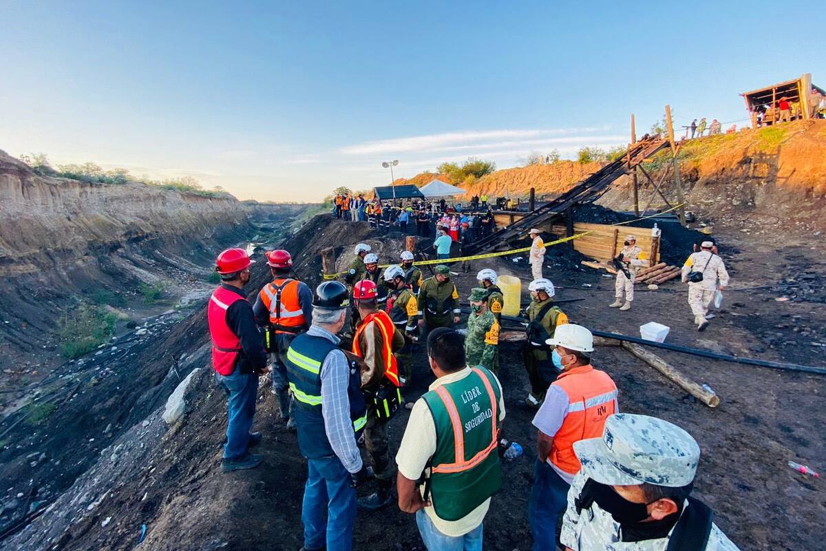 Mineros atrapados en Coahuila podrían haber sobrevivido y refugiarse en túnel
