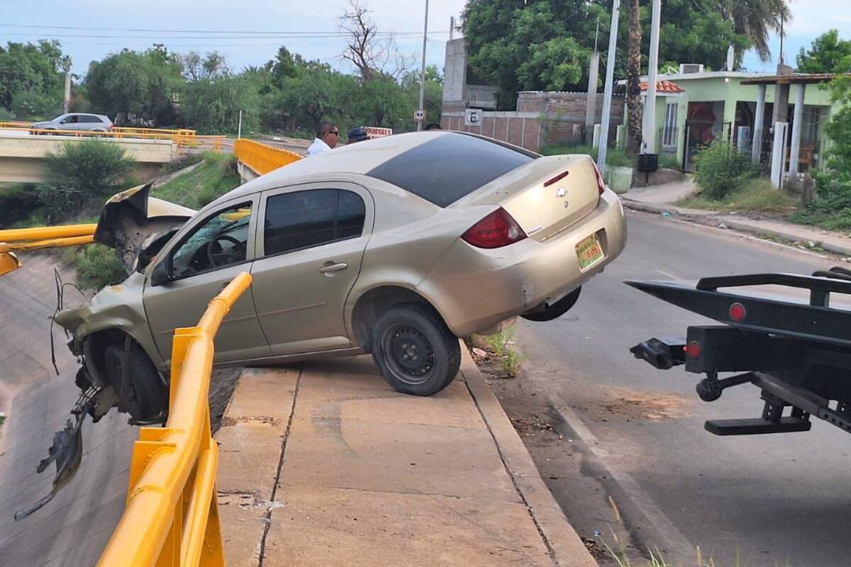 Conductor se duerme y casi cae a canal Las Pilas en Navojoa