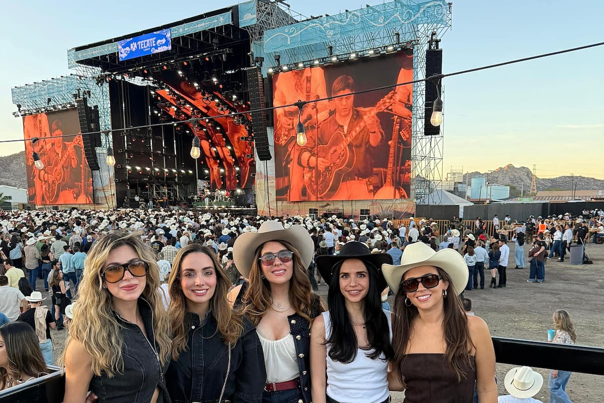 VIBRAN CON LA MÚSICA