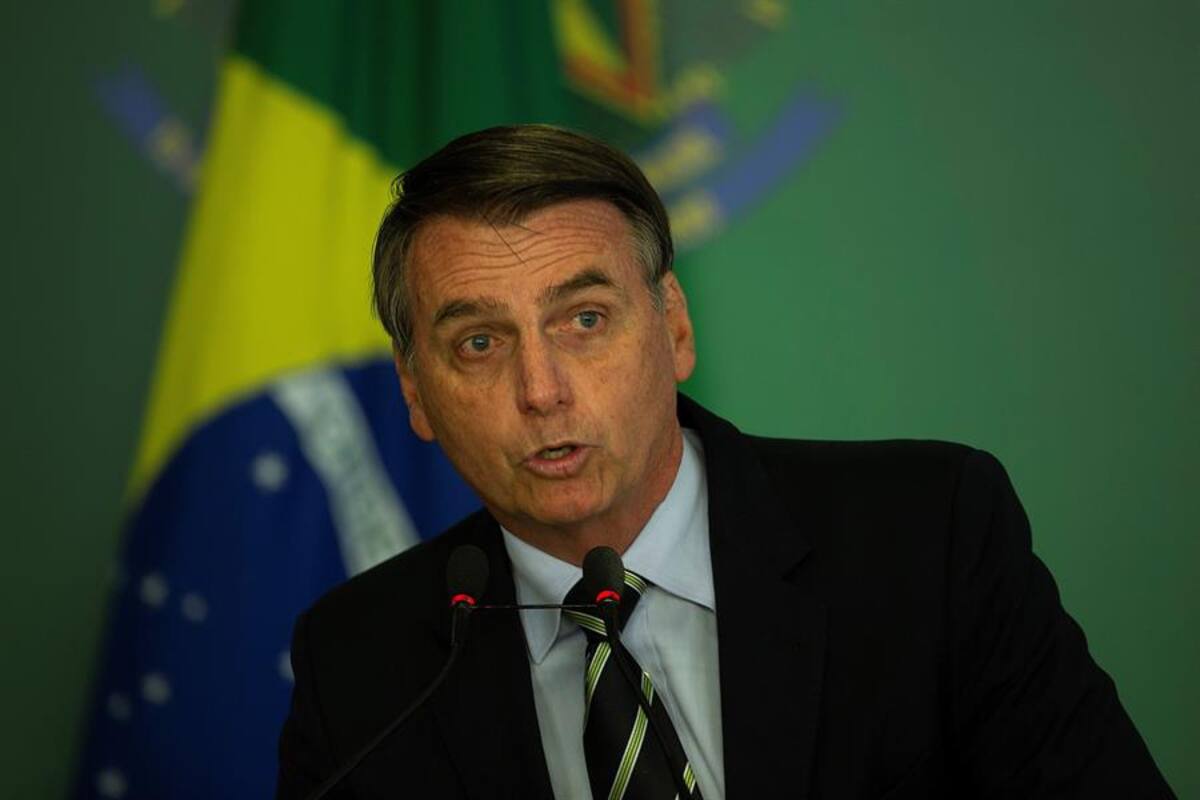 Con disculpa de Macron, Bolsonaro aceptaría ayuda para la Amazonía