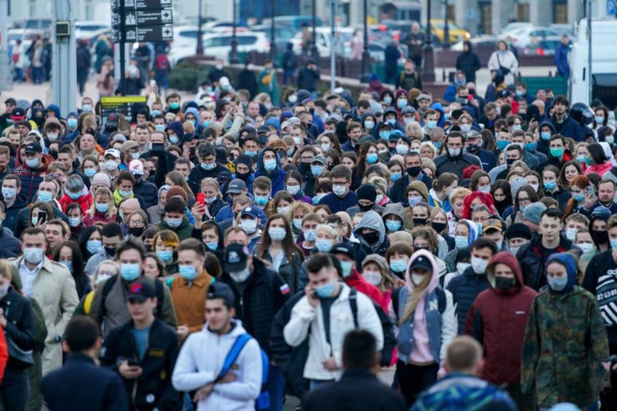 Alexei Navalny: miles de personas desafiaron las advertencias del Kremlin para apoyar al líder opositor en Rusia
